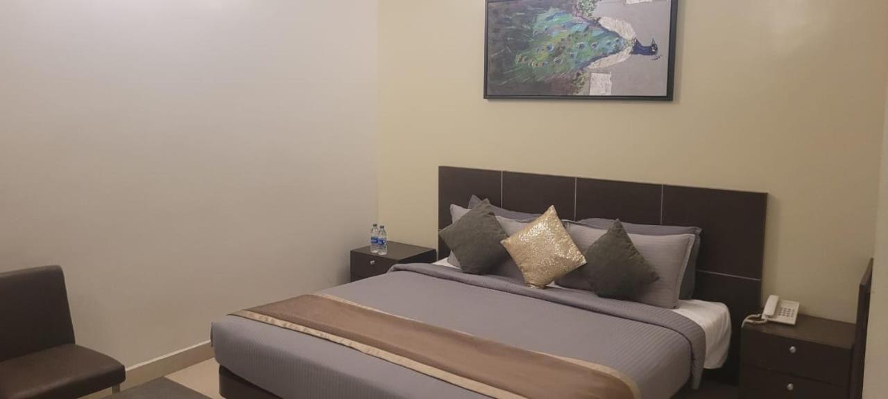 B8 Hotel Chennai Exterior photo